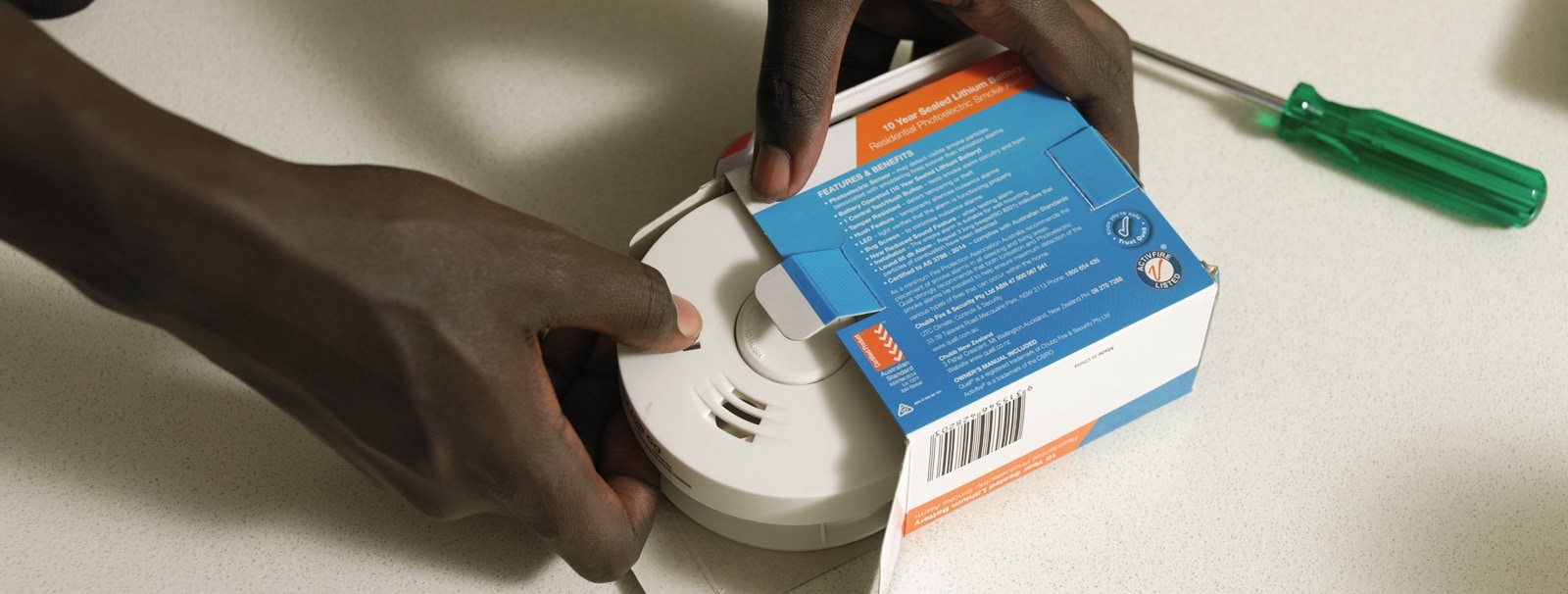 A smoke alarm powered by a 10-year lithium battery